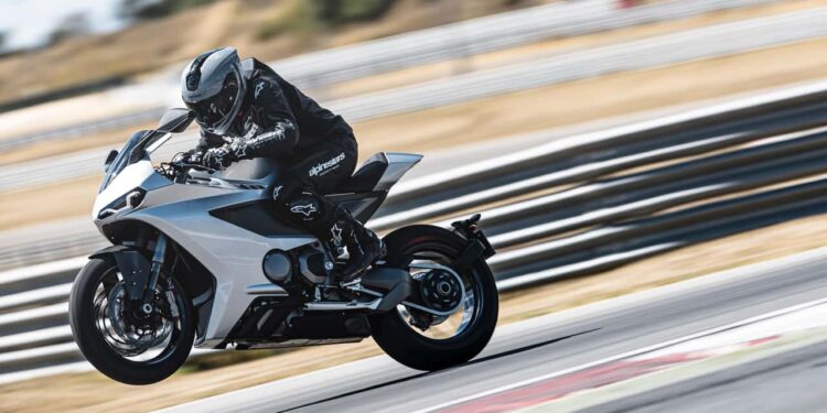 Norton понадобилось 100 прототипов для доводки Manx R