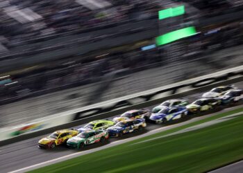 Новый пакет Daytona: полная неизвестность для команд NASCAR