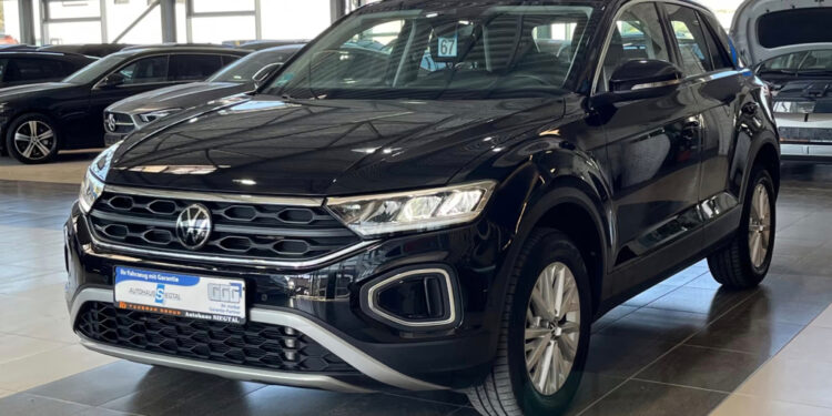 Почти новый VW T-Roc за 20 000 км — находка на AUTO BILD