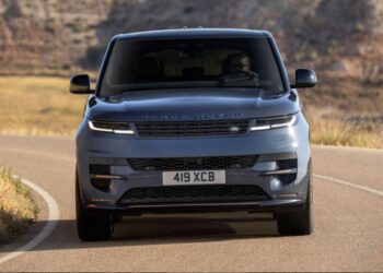 Range Rover Sport P460e: лизинг от 904 евро в месяц