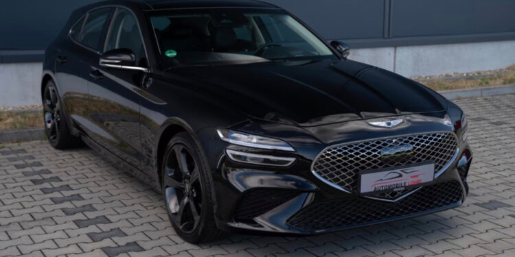 Редкий Genesis G70 Shooting Brake продают за 35 950 евро