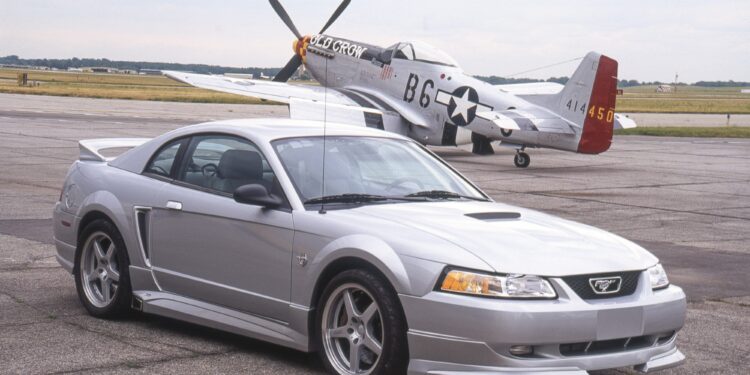 Roush Mustang и P-51: фото снаружи и изнутри
