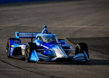 Scott McLaughlin, Alex Palou take poles for Milwaukee IndyCar doubleheader