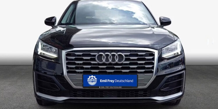 Скидка почти 9 000 евро: Audi Q2 на 150 сил и с автоматом