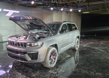 SRT побеждает турбояму: электрокомпрессор повышает мощность