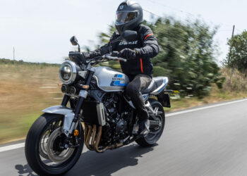 Тест-драйв Honda CB1000F: неон 80-х с повадками современного стритфайтера
