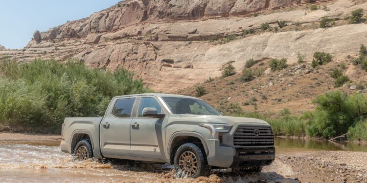 Toyota Sequoia и Tundra: Trailhunter как пакет для SR5
