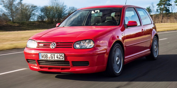 VW Golf 4 GTI: сначала провал, потом — желанная классика