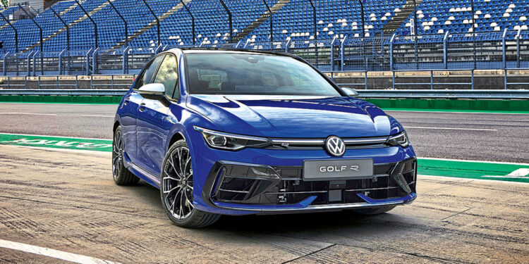 VW Golf R с 333 л.с. в лизинге: выгода для частников