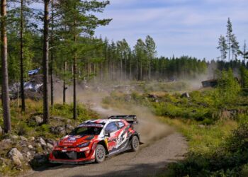 WRC: Ожье попал в тяжелую аварию на Ралли Финляндии