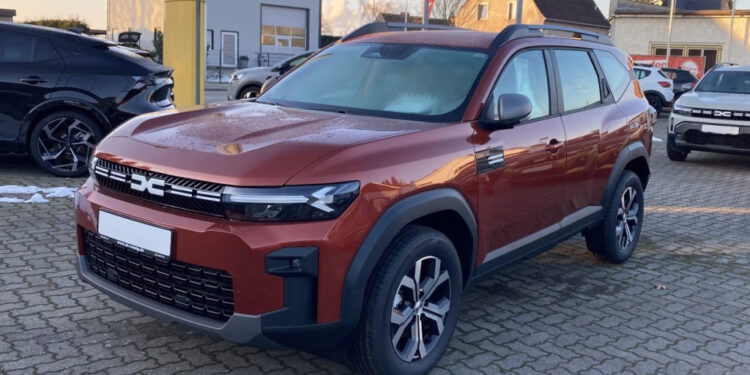 Dacia Bigster с пробегом: дешевле нового малолитражника