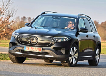 Mercedes EQB с пробегом: электро-кроссовер дешевле 25 000 евро