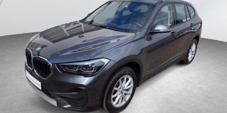 Подержанный BMW X1 с автоматом и небольшим пробегом: выгодное предложение