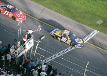 Райан Прис и Райан Сиг: рекорды ожидания в NASCAR
