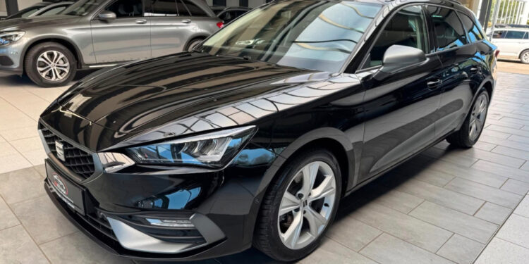 Seat Leon Sportstourer: дизельный универсал за 19 999 евро