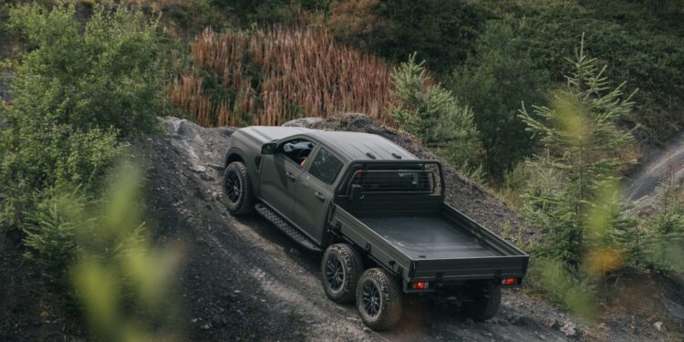 Шестиколёсный Ford Ranger создали для военных