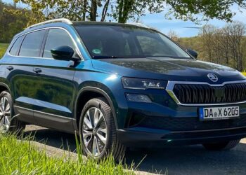 Skoda Karoq: преемник в 2027-м и подключаемый гибрид
