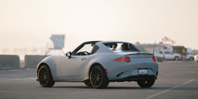 Тест 2026 Mazda MX-5 RF Club: точно ли хардтоп лучше