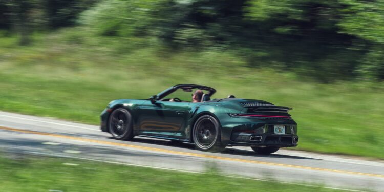 Тест Porsche 911 Turbo S Cabriolet 2026: 701 л.с. кабриолета