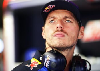 «У нас явно есть проблема»: Red Bull ответил на жалобы Ферстаппена по радио